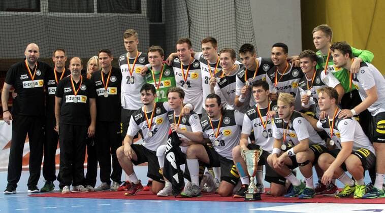 Sport Bilder des Tages 18.08.2019 Skopje(North Macedonia) Egypt-Germany Vlll IHF men s handball Youth U19 Under19 World Championship, WM, Weltmeisterschaft medal ceremony Germany team silver medalist : 