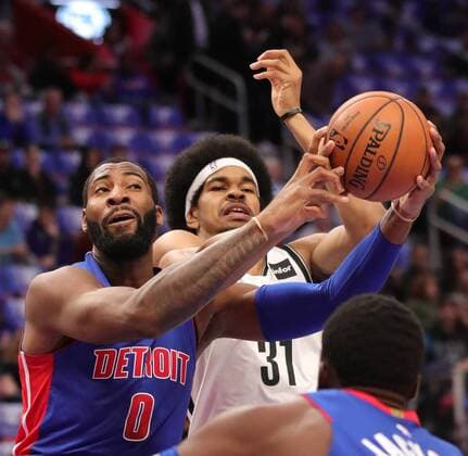 October 17, 2018, Detroit, MI, USA: The Detroit Pistons Andre Drummond, left, rebounds against the Brooklyn Nets Jarrett Allen in the first period on Wednesday, Oct. 17, 2018, at Little Caesars Arena in Detroit, Mich. Mike Anthony: Andre Drummond, who calls himself the greatest rebounder ever, returned to the site of his greatest basketball lesson - ZUMAm67_ 20181017_zaf_m67_065 Copyright: xKirthmonxF.xDozierx