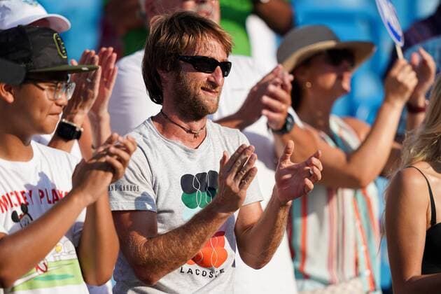 CINCINNATI, OH - AUGUST 18: Gilles Cervara, the coach of Daniil Medvedev of Russia (not pictured), applauds during Daniil s champion s speech after the final match of the Western & Southern Open at Lindner Family Tennis Center on August 18, 2019 in Mason, Ohio. (Photo by Adam Lacy Icon Sportswire) TENNIS: AUG 18 Western & Southern Open Icon190818127