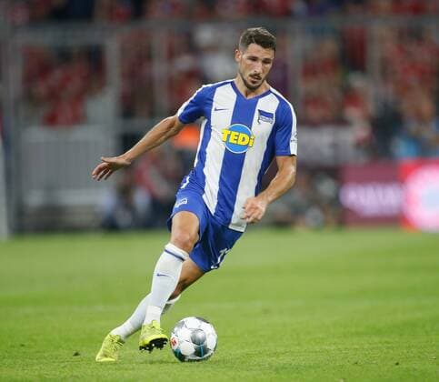 Mathew Leckie Hertha) . Einzelaktion am Ball . FC Bayern Muenchen- Hertha BSC Berlin . München, GER, 16.08.2019, 1. Spieltag Fussball-Bundesliga 2019-2020. *** Mathew Leckie Hertha Single action at the ball FC Bayern Muenchen Hertha BSC Berlin Munich, GER, 16 08 2019, 1 matchday soccer Bundesliga 2019 2020