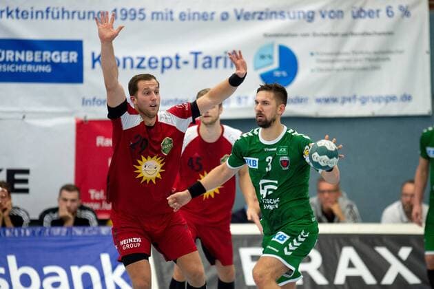Spenge, Germany 18 08 2019 DHB Cup 1 Main Round 2019 2020 TuS N Lübbecke vs Füchse Berlin L R Marian Orlowski Lübbecke , Fabian Wiede Berlin Spenge Nordrhein Westfalen Germany Aqua Magica