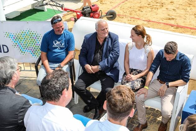 Christian Stephan PLAN B event company , Klaus Bouillon Saarlands Innen and Minister of Sport and Patron of the event , Fabienne Bretz DTB and Raphael Schäfer CDU Member of Parliament , Opening Press Conference ITF Beach Tennis Saarlouis 2019, Kleiner Markt in Saarlouis, 21 08 2019,