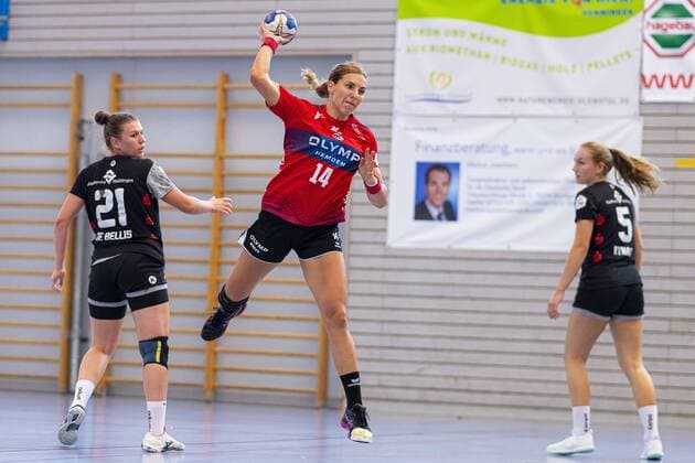 Schwieberdingen, Germany 21 August 2019 Test match 19 20 SG BBM Bietigheim vs VfL Tigers Waiblingen vs li Louisa De Bellis Waiblingen , Karolina Kudlacz Gloc Bietigheim , Ann Kynast Bietigheim Schwieberdingen Baden Württemberg Germany