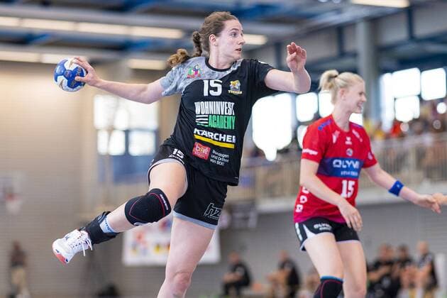 Schwieberdingen, Germany 21 August 2019 Test match 19 20 SG BBM Bietigheim vs VfL Tigers Waiblingen vs Caren Hammer Waiblingen , Kim Naidzinavicius Bietigheim Schwieberdingen Baden Württemberg Germany