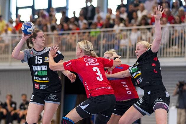 Schwieberdingen, Germany 21 August 2019 Test match 19 20 SG BBM Bietigheim vs VfL Tigers Waiblingen vs Caren Hammer Waiblingen , Maura Visser Bietigheim , Vivien Jäger Waiblingen Schwieberdingen Baden Württemberg Germany