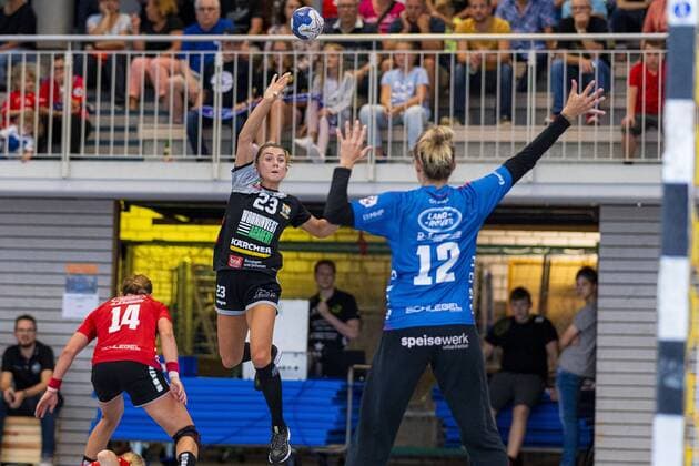 Schwieberdingen, Germany 21 August 2019 Test match 19 20 SG BBM Bietigheim vs VfL Tigers Waiblingen vs Karolina Kudlacz Gloc Bietigheim , Simona Nikolvska Waiblingen , Goalkeeper Dinah Eckerle Bietigheim Schwieberdingen Baden Württemberg Germany