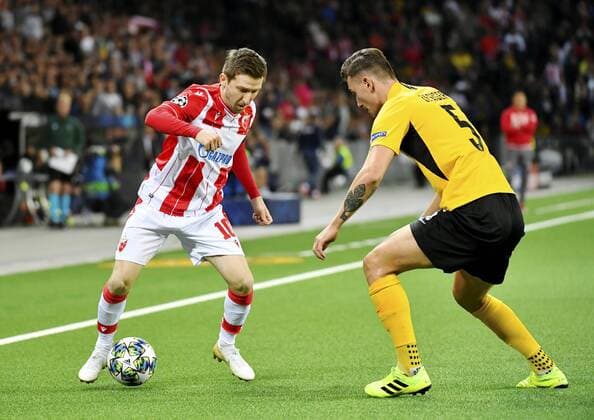 21 08 2019 Bern ,Stade de Suisse Soccer Men Season 2019 2020 Champions League BSC Young Boys Red Star Belgrade In picture Marko Marin Red Star I vs. Cedric Zesiger YB Action Duel fight