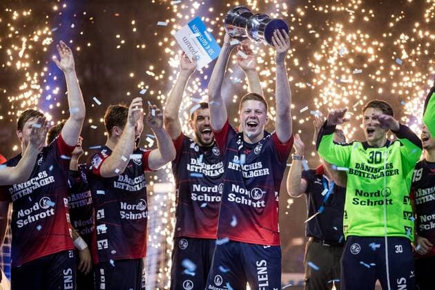 Pixum Super Cup 2019, SG Flensburg Handewitt THW Kiel, 21 08 2019 The winners of the Pixum Super Cup 2019 The SG Flensburg Handewitt, Pixum Super Cup 2019, SG Flensburg Handewitt THW Kiel, ISS Dome, Duesseldorf Copyright: xBEAUTIFULxSPORTS Wunderlx