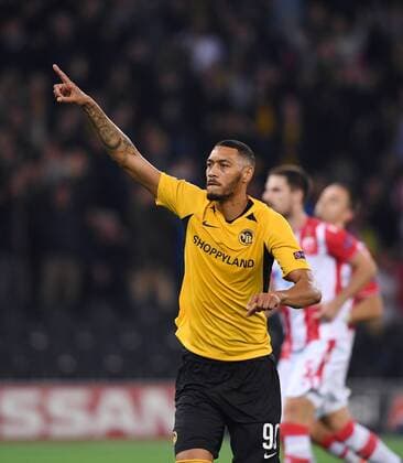 FOOTBALL CHAMPIONS LEAGUE SAISON 2019 2020 Play Off First leg in Bern BSC Young Boys Bern Red Star Belgrade 21 08 2019 JUBEL BSC Young Boys Bern Scorers by penalty to 2 2 Compensation Guillaume Hoarau