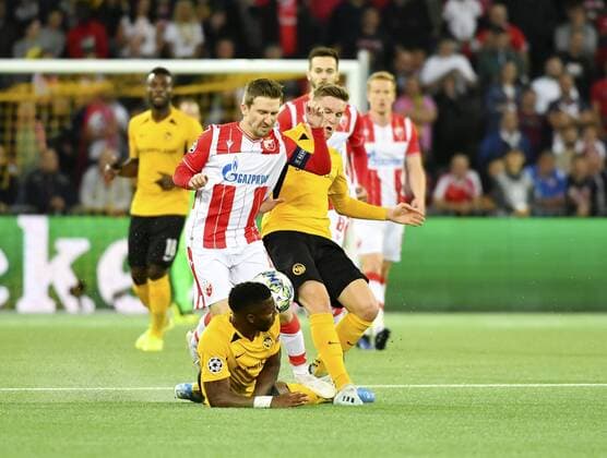 21 08 2019 Bern ,Stade de Suisse Football Men Season 2019 2020 Champions League BSC Young Boys Red Star Belgrade In picture Marko Marin Red Star I vs. 21 Ulisses Garcia, on floor 20 Michel Aebischer both YB YB Action Duel fight