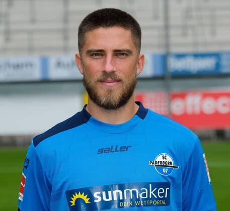 Jannik Huth SC Paderborn 07 1 BL, date of portrait 2019 2020 Copyright: xAndreasxZobex