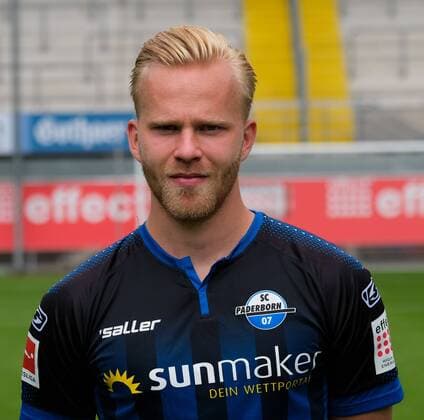 Marcel Hilßner SC Paderborn 07 1 BL, portrait date 2019 2020 Copyright: xAndreasxZobex