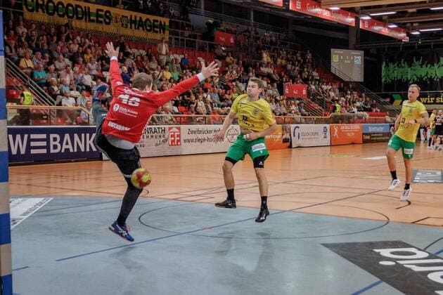 3 HBL North West, VFL Eintracht Hagen HSG Bergische Panther, Hagen, 23 8 2019 Valentin Schmidt Eintracht Hagen Robin Eigenbrod HSG Bergische Panther, VFL Eintracht Hagen HSG Bergische Panther on 23 8 2019 in the Krollmann Arena, Hagen Copyright: xBEAUTIFULxSPORTS MarcxJungex