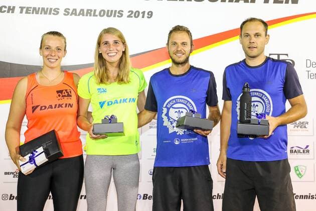 German Champions 2019 Deborah DOERING and Sophie SCHMIDT Ladies , Manuel RINGLSTETTER and Benjamin RINGLSTETTER Men , Beach Tennis, German Championships and ITF Beach Tennis Saarlouis 2019, Kleiner Markt in Saarlouis, 23 08 2019,