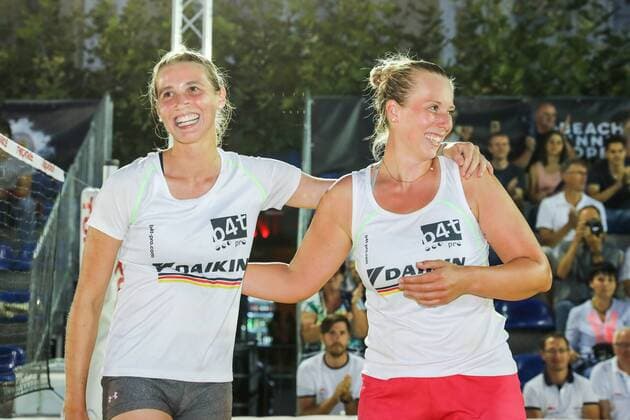 German Champions 2019 Sophie SCHMIDT and Deborah DOERING, Final Women, Beach Tennis, German Championships and ITF Beach Tennis Saarlouis 2019, Kleiner Markt in Saarlouis, 23 08 2019,