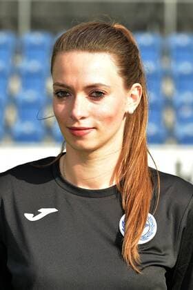 07 08 2019 pmk NB14 Football Women 2 Bundesliga Season 2019 2020 DSC Arminia Bielefeld Women Photo session Claudia BUJNA Physiotherapist Bielefeld