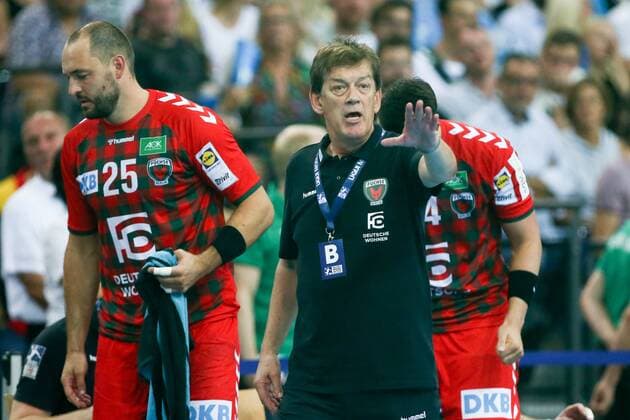 DHfK Fuechse Berlin Handball Leipzig, 25 08 2019, Arena Leipzig, Handball, 1 Bundesliga, 1 Matchday , SC DHfK Füchse Berlin , Im Bild v l Coach Velimir Petkovic Füchse Berlin ,