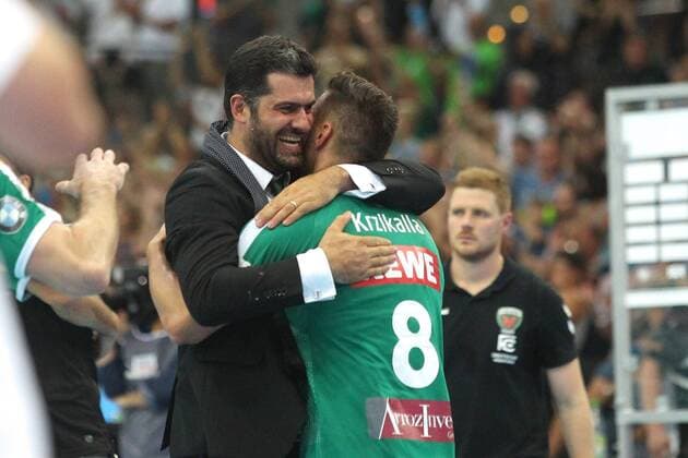 SC DHfK Leipzig vs Fuechse Berlin, Liqui Moly HBL, 25 08 19 Handball, 1 Bundesliga, Season 2019 2020, 1 Matchday SC DHfK Leipzig vs Fuechse Berlin on 25 08 19 in the Arena Leipzig Im Bild Manager, Managing Director Karsten GUENTHER SC DHfK Leipzig , Lucas KRZIKALLA 8, SC DHfK Leipzig , Jubel, Sieg, Copyright: xBEAUTIFULxSPORTS JanxKaeferx
