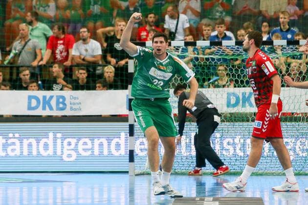 DHfK Fuechse Berlin Handball Leipzig, 25 08 2019, Arena Leipzig, Handball, 1 Bundesliga, 1 Matchday , SC DHfK Füchse Berlin 24 23 10 14 , In the picture Marko Mamic 22, Leipzig cheers,