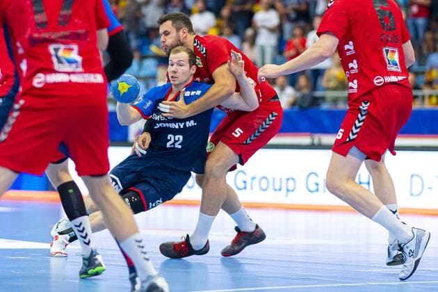 Bietigheim, Germany 25 August 2019 2 BL 19 20 SG BBM Bietigheim vs ASV Hamm Westfalen v left in the duel Jonas Link SG BBM Bietigheim and Jan Brosch Hamm Bietigheim Egetrans Arena Baden Württemberg Germany