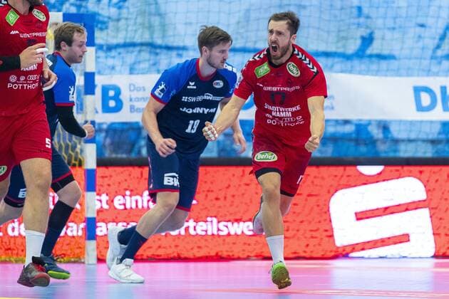 Bietigheim, Germany 25 August 2019 2 BL 19 20 SG BBM Bietigheim vs ASV Hamm Westfalen Vetle Ronningen SG BBM Bietigheim , Sören Südmeier Hamm Bietigheim Egetrans Arena Baden Württemberg Germany