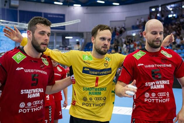 Bietigheim, Germany 25 August 2019 2 BL 19 20 SG BBM Bietigheim vs ASV Hamm Westfalen v left Jan Brosch Hamm , Torhueter Felix Storbeck Hamm , Markus Fuchs Hamm Bietigheim Egetrans Arena Baden Württemberg Germany
