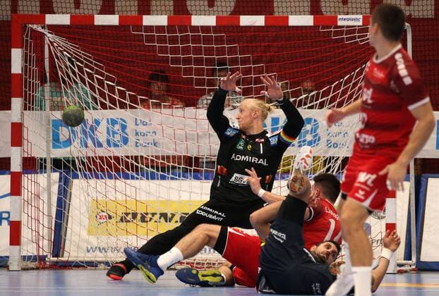 Handball, 1 Bundesliga Die Eulen Ludwigshafen Rhein Neckar Löwen, 1 matchday on 25 08 2019, season 2019 20, ZmdZ, Maximilian Haider 14, Eulen Ludwigshafen scores a goal against Mikael Appelgren 1, goalkeeper, Rhein Neckar Löwen , goal throw, goal shot, goal jubilation, Die Eulen Ludwigshafen Rhein Neckar Löwen