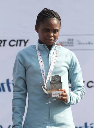 Paskalia Kipkoech pose with the silver medal in the Marathon of Mexico City 2019, in Mexico City, Mexico, 25 August 2019. Kenyans Vivian Kiplagat, with a new record, and Duncan Maio, in a slow race, won the Mexico City Marathon on Sunday, which ran with some 25,000 runners at 2,240 meters above sea level. Kenyans Kiplagat and Maio win the Mexico City Marathon !ACHTUNG: NUR REDAKTIONELLE NUTZUNG! Copyright: xMarioxGuzmanx AME130 20190825-637023633252833923