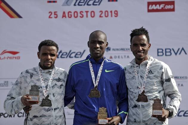 August 25, 2019 EUM20190825DEP08 JPG CITY OF MEXICO MarathonMarathon CDMX August 25, 2019 Aspects of the Mexico City Marathon that took place from Ciudad Universitaria to Zocalo capitalino In the image Kenyan Duncan Maiyo, marathon winner Photo Agency EL UNIVERSALIvan StephensEELG Latin News August 25, 2019  - ZUMAu78_ 20190825_zaf_u78_019 Copyright: xElxUniversalx