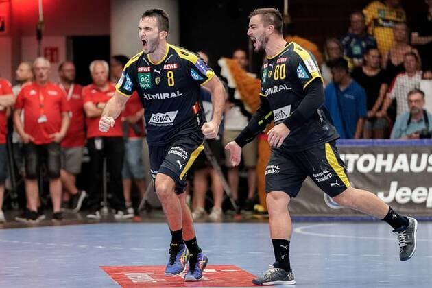 v li Romain Lagarde RNL, 8 and Jannik Kohlbacher RNL, 80 cheer about a goal, cheer, goal jubilation, goal success, celebrate the goal, goal, celebration, cheer about the goal, optimistic, game scene, highlight, action, action, 25 08 2019, Ludwigshafen am Rhein Germany, handball, Bundesliga, TSG Ludwigshafen Friesenheim The Owls Rhine Neckar Lions xozx