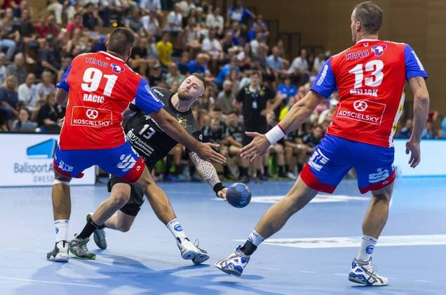 25 8 2019, Dresdens Mindaugas Dumcius against Eisenachs Marco Racic, Handball, 2 Bundesliga, HC Elbflorenz Dresden ThSV Eisenach 28 26, c MR