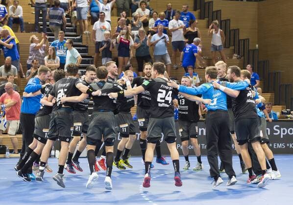 25 8 2019, Dresden players cheer after victory, Handball, 2 Bundesliga, HC Elbflorenz Dresden ThSV Eisenach 28 26, c MR