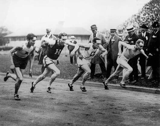 Paavo Nurmi at Start of Mile Race, Harvard Stadium, Cambridge, Massachusetts, USA, May 23, 1925  Copyright: xJTxVintagex jtv011084