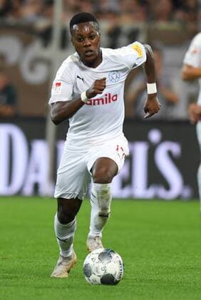 GER 2 FBL, FC St Pauli vs. Holstein Kiel 26 08 2019, GER 2 FBL, FC St Pauli vs. Holstein Kiel ,DFL REGULATIONS PROHIBIT ANY USE OF PHOTOGRAPHS AS IMAGE SEQUENCES AND OR QUASI VIDEO, in picture single action portrait format Makana Baku Kiel 17 nordphoto xWitke nph00002