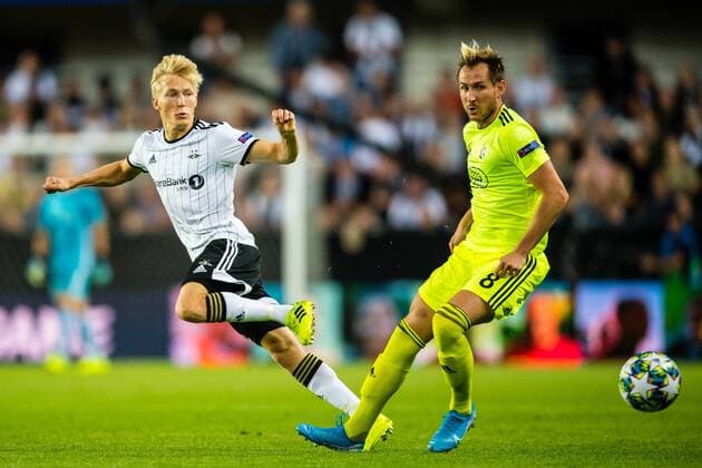 190828 Birger Solberg Meling of Rosenborg and Izet Hajrovic of Dinamo Zagreb during the Champions League play off match between Rosenborg and Dinamo Zagreb on August 28, 2019 in Trondheim Photo Marius Simensen BILDBYRAN Cop 238 bbeng champions league play off dinamo zagreb football fotball fotboll rosenborg,  Copyright: MARIUSxSIMENSEN BB190828BB026
