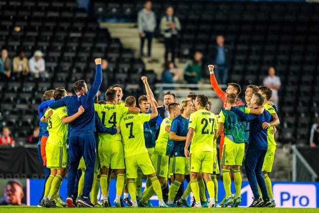 190828 Nenad Bjelica, head coach of Dinamo Zagreb, and the rest of the Dinamo Zagreb players celebrates after the Champions League play off match between Rosenborg and Dinamo Zagreb on August 28, 2019 in Trondheim Photo Marius Simensen BILDBYRAN Cop 238 bbeng champions league play off dinamo zagreb football fotball fotboll rosenborg,  Copyright: MARIUSxSIMENSEN BB190828BB100