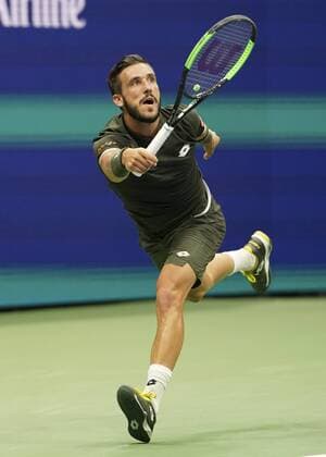 Damir Dzumhur Tennis - US Open 2019 - Grand Slam - Billie Jean King Tennis Center - New York - New York - USA - 28 August 2019. *** Damir Dzumhur Tennis US Open 2019 Grand Slam Billie Jean King Tennis Center New York New York USA 28 August 2019 Copyright: xJuergenxHasenkopfx