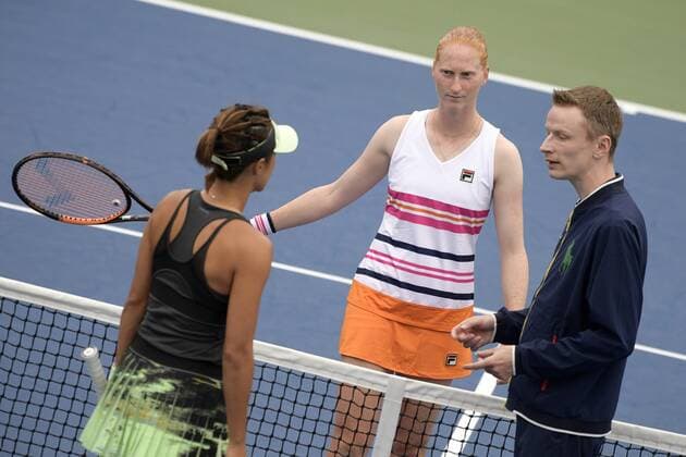 Chinese Quiang Wang, Belgian Alison Van Uytvanck and the referee pictured before the start of a second round game between Belgian Alison Van Uytvanck WTA, Tennis Damen 68) and Chinese Quiang Wang (WTA 18) at the Women s Singles of the US Open Grand Slam tennis tournament, at Flushing Meadow, in New York City, USA, Wednesday 28 August 2019. YORICKxJANSENS  x05651016x