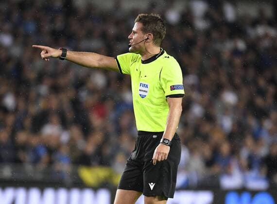 BRUGGE, BELGIUM - AUGUST 28 : referee Felix Brych (GER) during the Champions League Play-offs 2nd leg match game between Club Brugge and LASK on August 28, 2019 in Brugge, Belgium, 28 08 2019 ( Photo by {Byline:Pc} Photonews FOOTBALL : Club Brugge vs LASK - Champions League Play-offs - 28 08 2019 PHOTONEWS PANORAMIC 