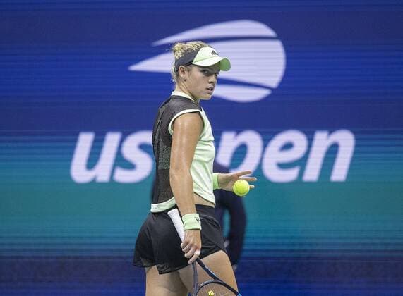 August 28, 2019, Flushig Meadows, New York, United States of America: Catherine McNally during her match against Serena Williams on Day 3 of the 2019 US Open at USTA Billie Jean King National Tennis Center on Wednesday August 28, 2019 in the Flushing neighborhood of the Queens borough of New York City. Serena Williams defeats Caty McNally, 5-7, 6-3, 6-1. JAVIER ROJAS PI S. Williams defeats McNally - ZUMAp124 20190828_zaa_p124_086 Copyright: xJavierxRojas Pix