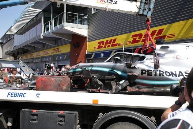 FORMULA 1 2019 JOHNNIE WALKER BELGIAN GRAND PRIX, 29 08 01 09 2019 31 08 2019, Circuit de Spa Francorchamps, Spa Franchorchamps, FORMULA 1 2019 JOHNNIE WALKER BELGIAN GRAND PRIX, 29 08 01 09 2019 , pictured The damaged car of Lewis Hamilton GB 44 , Mercedes AMG Petronas Motorsport is brought back to the paddock nordphotoxBratic nph00250