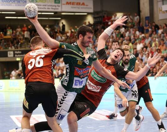 BAU 31 08 2019 Göppingen Handball Frisch Auf Göppingen vs TSV Hannover Burgdorf, v l Ivan Sliskovic Göppingen , Joshua Thiele Hannover
