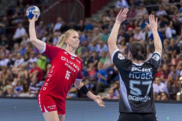 Ludwigsburg, Germany 31 August 2019 HBF Supercup 2019 SG BBM Bietigheim vs. Thueringer HC v li Kim Naidzinavicius Bietigheim , Josefine Huber Thueringer HC Ludwigsburg MHP Arena Baden Württemberg Germany