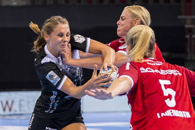 Ludwigsburg, Germany 31 August 2019 HBF Supercup 2019 SG BBM Bietigheim vs Thueringer HC v left in duel Alicia Stolle Thueringer HC and Maura Visser Bietigheim Ludwigsburg MHP Arena Baden Württemberg Germany
