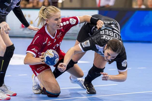 Ludwigsburg, Germany 31 August 2019 HBF Supercup 2019 SG BBM Bietigheim vs. Thueringer HC Kim Naidzinavicius Bietigheim , Josefine Huber Thueringer HC Ludwigsburg MHP Arena Baden Württemberg Germany