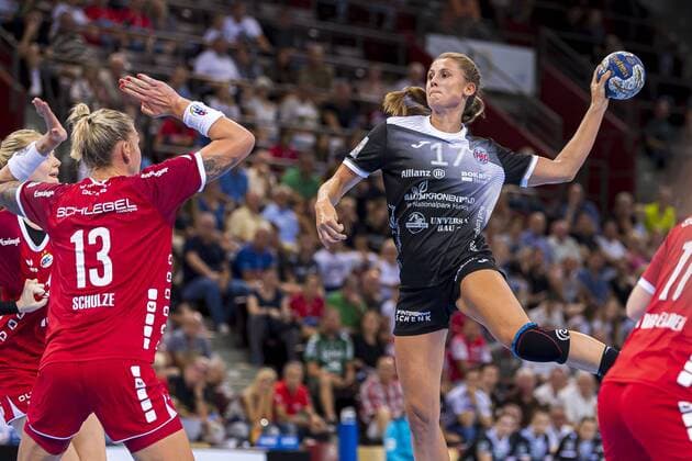 Ludwigsburg, Germany 31 August 2019 HBF Supercup 2019 SG BBM Bietigheim vs Thueringer HC v li Luisa Schulze Bietigheim , Alicia Stolle Thueringer HC Ludwigsburg MHP Arena Baden Württemberg Germany