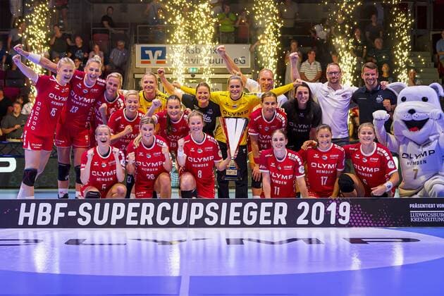 Ludwigsburg, Germany 31 August 2019 HBF Supercup 2019 SG BBM Bietigheim vs. Thueringer HC the team of Bietigheim, final cheers final cheers emotion joy Ludwigsburg MHP Arena Baden Württemberg Germany