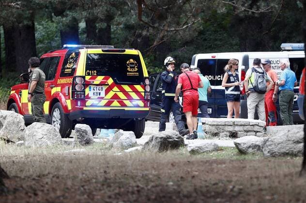 Bilder des Jahres 2019, Sport 09 September Sport Bilder des Tages Emergency services vehicles are seen at the car park where the car of Spanish Olympic medalist Blanca Fernandez Ochoa was found in Cercedilla, Madrid, Spain, 01 September 2019. The police has found the vehicle of the former Alpine skier and the first Spanish woman to win a medal at the Winter Olympics, who has been missing since 23 August, after leaving her home in Aravaca, Madrid. According to her family, Blanca left her mobile phone at home when she left saying she was going on a four day trip to practice hiking. Suspicious about her mother leaving her cell phone at home, her daughter reported her disappearance on the same day she left. Police appeal to find missing Olympic medalist Blanca Fernandez Ochoa !ACHTUNG: NUR REDAKTIONELLE NUTZUNG!  Copyright: xMARISCALx GRAF4553 20190901-637029455639548312