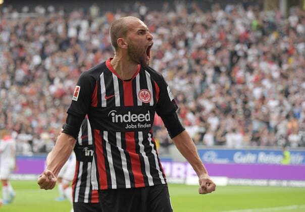 Bilder des Jahres 2019, Sport 09 September Sport Bilder des Tages 01.09.2019, xjhx, Fussball 1.Bundesliga, Eintracht Frankfurt - Fortuna Duesseldorf emspor, v.l. Bas Dost (Eintracht Frankfurt) celebrate the goal, Der Torjubel zum 1:1 (DFL DFB REGULATIONS PROHIBIT ANY USE OF PHOTOGRAPHS as IMAGE SEQUENCES and or QUASI-VIDEO) Frankfurt am Main *** 01 09 2019, xjhx, Football 1 Bundesliga, Eintracht Frankfurt Fortuna Duesseldorf emspor, v l Bas Dost Eintracht Frankfurt celebrate the goal, The goal celebration for the 1 1 DFL DFB REGULATIONS PROHIBIT ANY USE OF PHOTOGRAPHS as IMAGE SEQUENCES and or QUASI VIDEO Frankfurt am Main