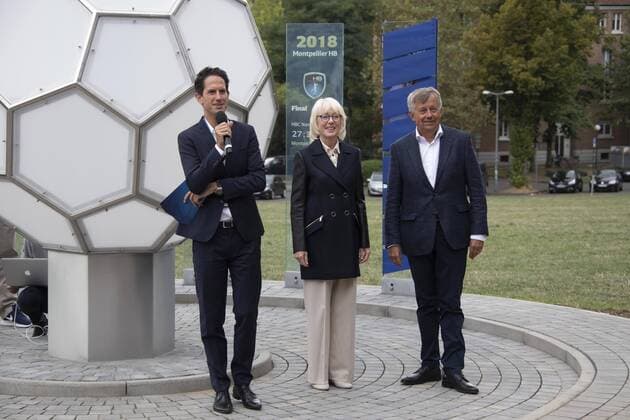 Inauguration of the 10 Stele at the Ball of Fame Handball Final 4 Lanxess Arena Cologne Germany Date 03 09 2019 Left Thomas Schöneich Middle Elfi Scho Antwerpes Right Michael Wiederer EHF